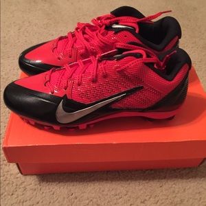 Nike football cleats NWT